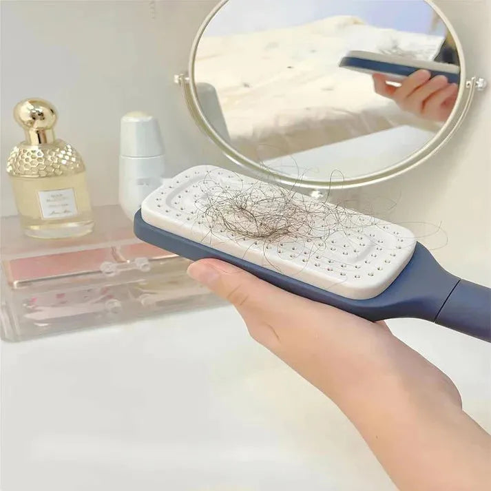 Bellavue™ Self Clean Comb